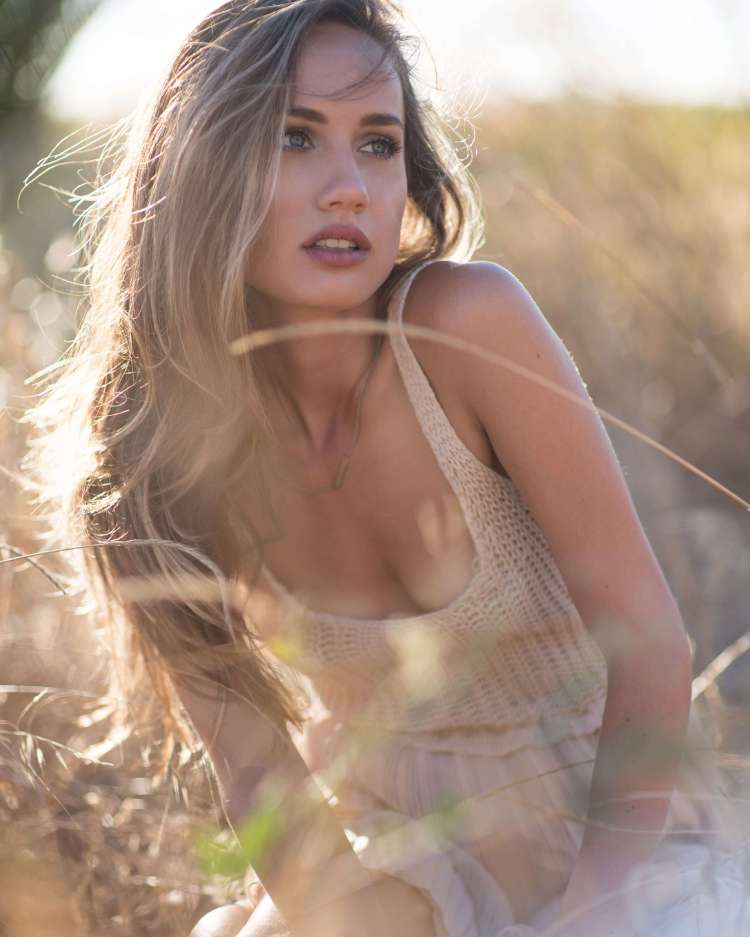 Amy 0704 8x10 portrait SuperPG